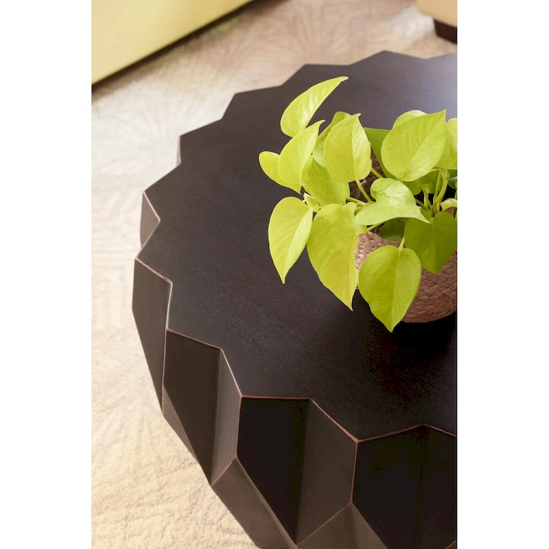 Table basse ronde HomeRoots 29 en bois massif noir vieilli