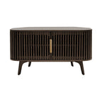 Meuble TV d'angle en bois Sierra de Studio London, avec des accents Mid-Century