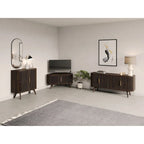 Meuble TV d'angle en bois Sierra de Studio London, avec des accents Mid-Century